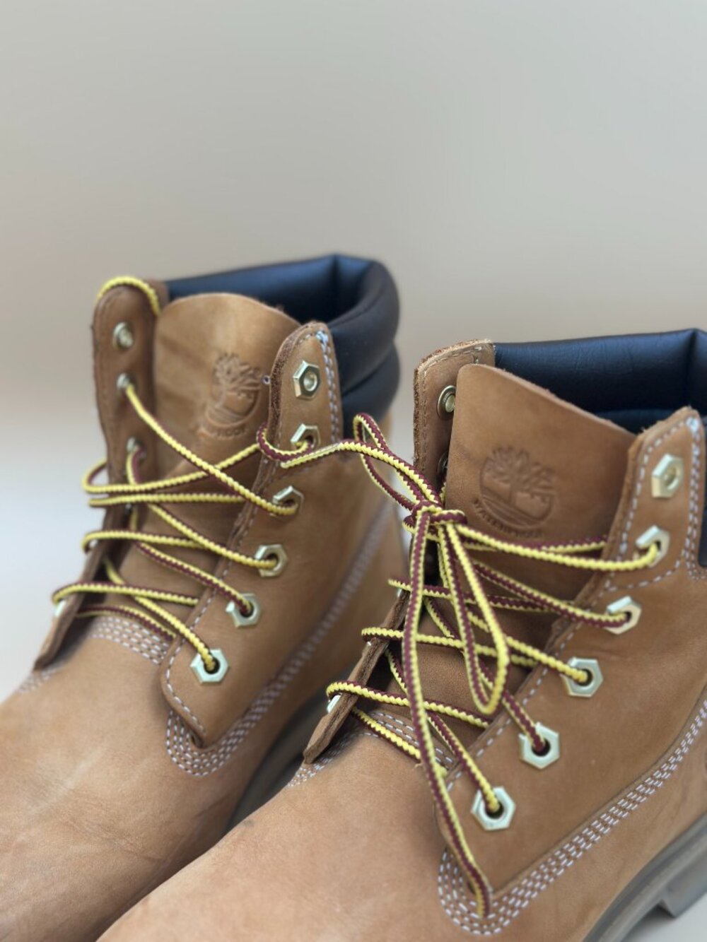 Timberland Premium Waterproof Wheat Nubuck Boots Women’s Size 5.5 - Picture 2 of 9